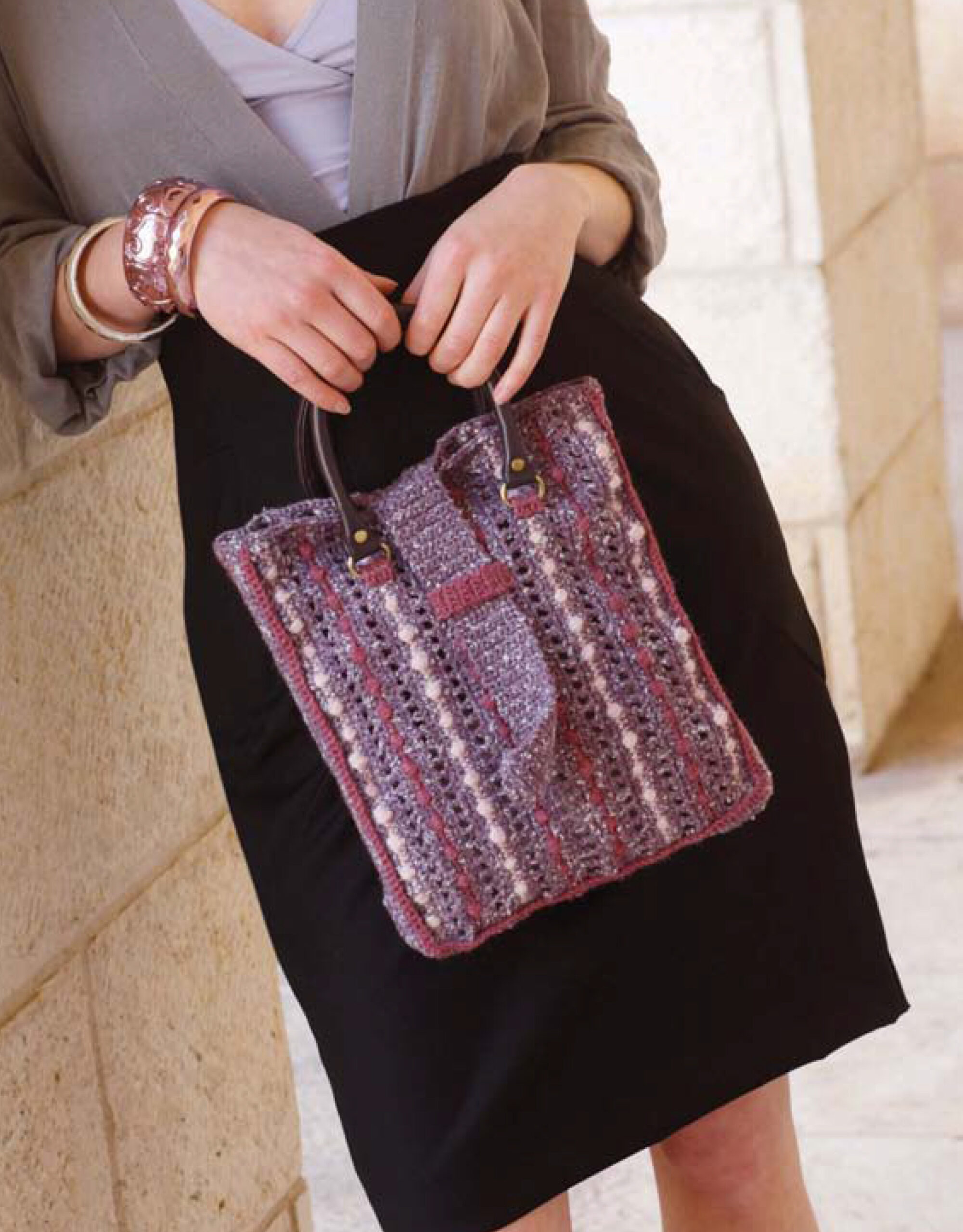L4639_body_TOTES.indd